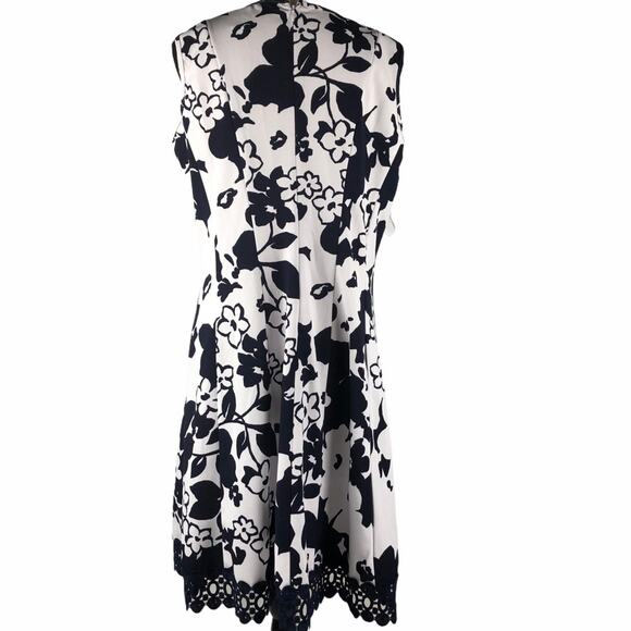 Floral sleeveless Navy/white dress by Studio One  Floral Dress NWT size 6 - Picture 3 of 8